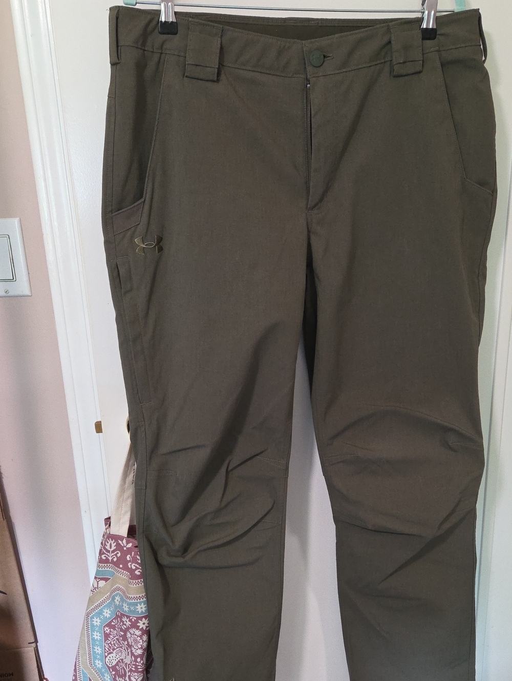Under Armour Olive Cargo Pants for Men